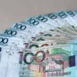 Лукашенко хоче більше грошей
