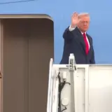 Дональд Трамп покинул Великобританию