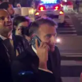 Кортеж Трампа заблокировал Макрона