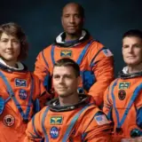 В США планируют уже в феврале отправить астронавтов на Луну