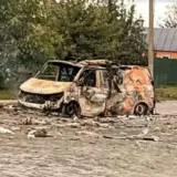 Атака дронов – российский дрон атаковал авто в Сумской области