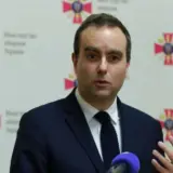 Премьер-министр Франции уходит в отставку