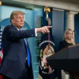 Трамп пригрозил Китаю возмездием