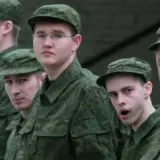 В Росії строковик влаштував бійню у військовій частині