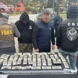 На Закарпатье пограничник решил заработать на сигаретах и уклонистах
