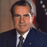 В этот день Ричард Никсон выиграл в 1972 году президентские выборы с одним из самых больших отрывов в истории