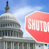 Шатдаун у США закінчився