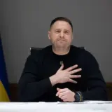 Обшуки у Єрмака – вилучили кілька телефонів та ноутбуків