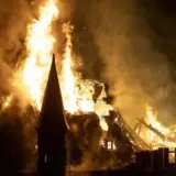 Пожар уничтожил историческую церковь в центре Амстердама