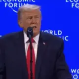 Трамп требует немедленных переговоров о приобретении Гренландии