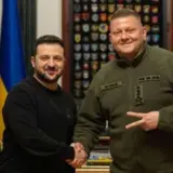 Зеленский хочет «задушить в объятиях» Залужного, – Яхно