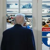 Трамп хочет купить жителей Гренландии