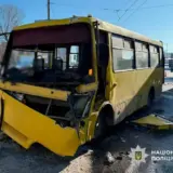 ДТП в Киеве – на Кольцевой дороге произошло ДТП с участием маршрутки и грузовика