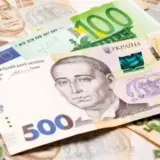У НБУ пояснили, що зараз в Україні неможливо вводити євро