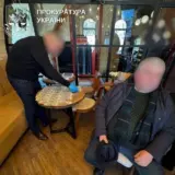 Мобилизация в Украине – в Киеве депутат за $10 тысяч снимал военнообязанных с розыска