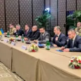 Украинская переговорная группа раскололась на два лагеря
