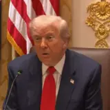 Трамп обіцяє роздати американцям по тисячі доларів