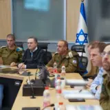 Израиль уничтожит все жилые дома на юге Ливана