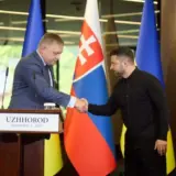 Фицо хочет спасти Словакию от злобного президента Украины