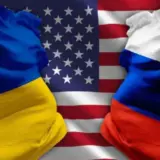 Кремль просить про тристоронні переговори