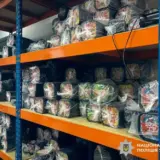 Полиция проводит более 200 обысков в сети «кофешопов»