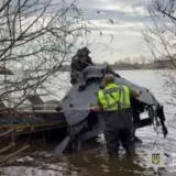 Обстрел Киева — из реки достали вражеский дрон с боевой частью