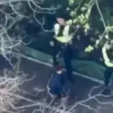 Теракт в Киеве — полицейские бросили раненого мальчика