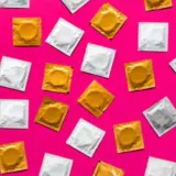 Через війну в Ірані у світі злетять ціни на презервативи Durex, One та Carex