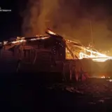 Обстрел Черниговской области — в результате ударов по частному сектору загорелся жилой дом