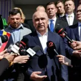 Румунський уряд відправили у відставку
