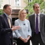 Посольство США остается в Киеве, несмотря на угрозы Кремля