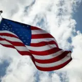 США инициируют введение дополнительных пошлин до 12,5% на импорт из 60 стран
