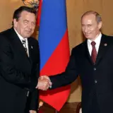 Путин встретился с бывшим канцлером Германии