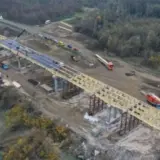 Чиновники разворовали 2,5 миллиона на строительстве моста на Буковине