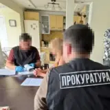 Львівські чиновниці роздали родичам та знайомим понад 40 мільйонів
