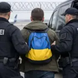 Україна хоче повернути всіх чоловіків з Німеччини у окопи